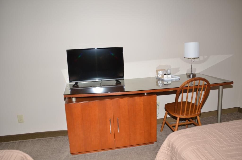 Rock Creek Hotel Sabetha 外观 照片