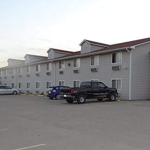 Rock Creek Hotel Sabetha 外观 照片